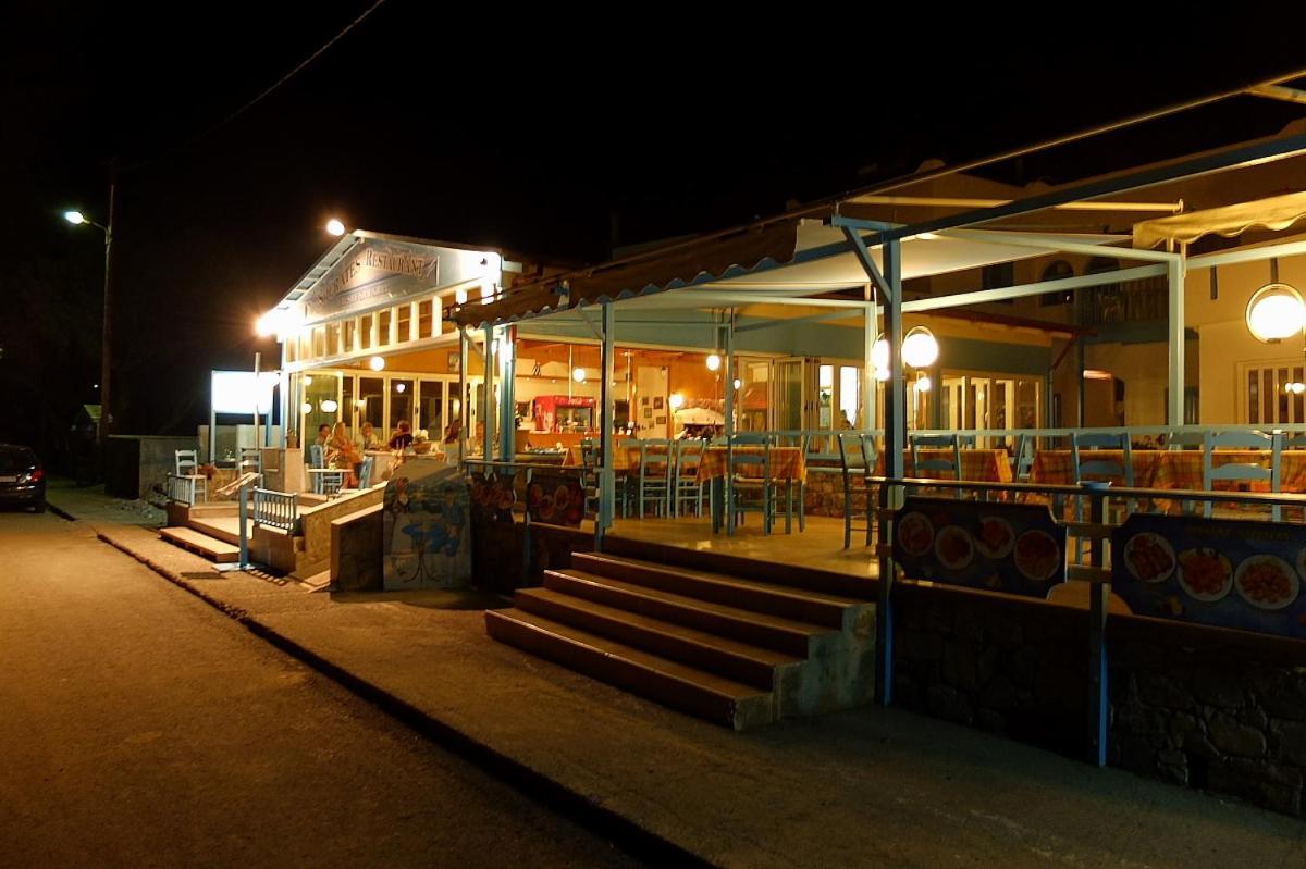 Socrates Apartmens & Restaurant Mílatos Ngoại thất bức ảnh