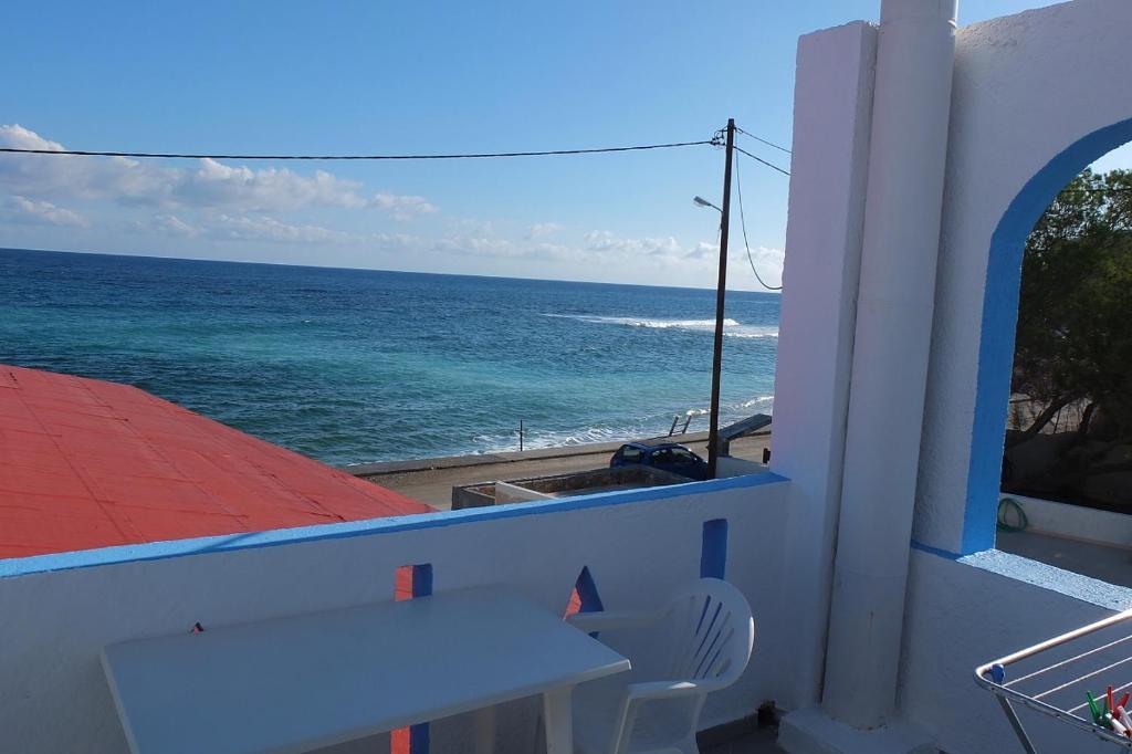 Socrates Apartmens & Restaurant Mílatos Phòng bức ảnh