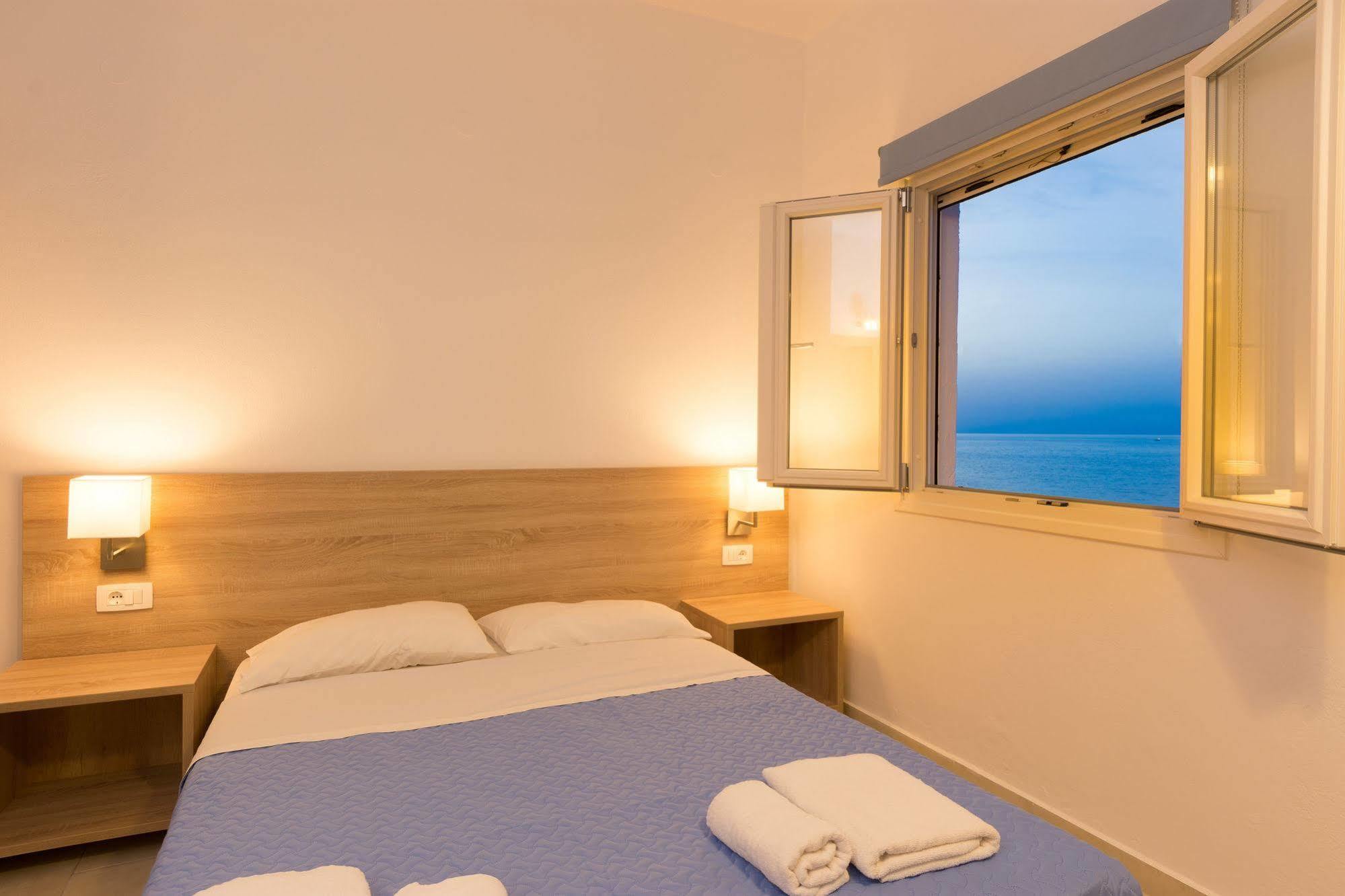 Socrates Apartmens & Restaurant Mílatos Ngoại thất bức ảnh