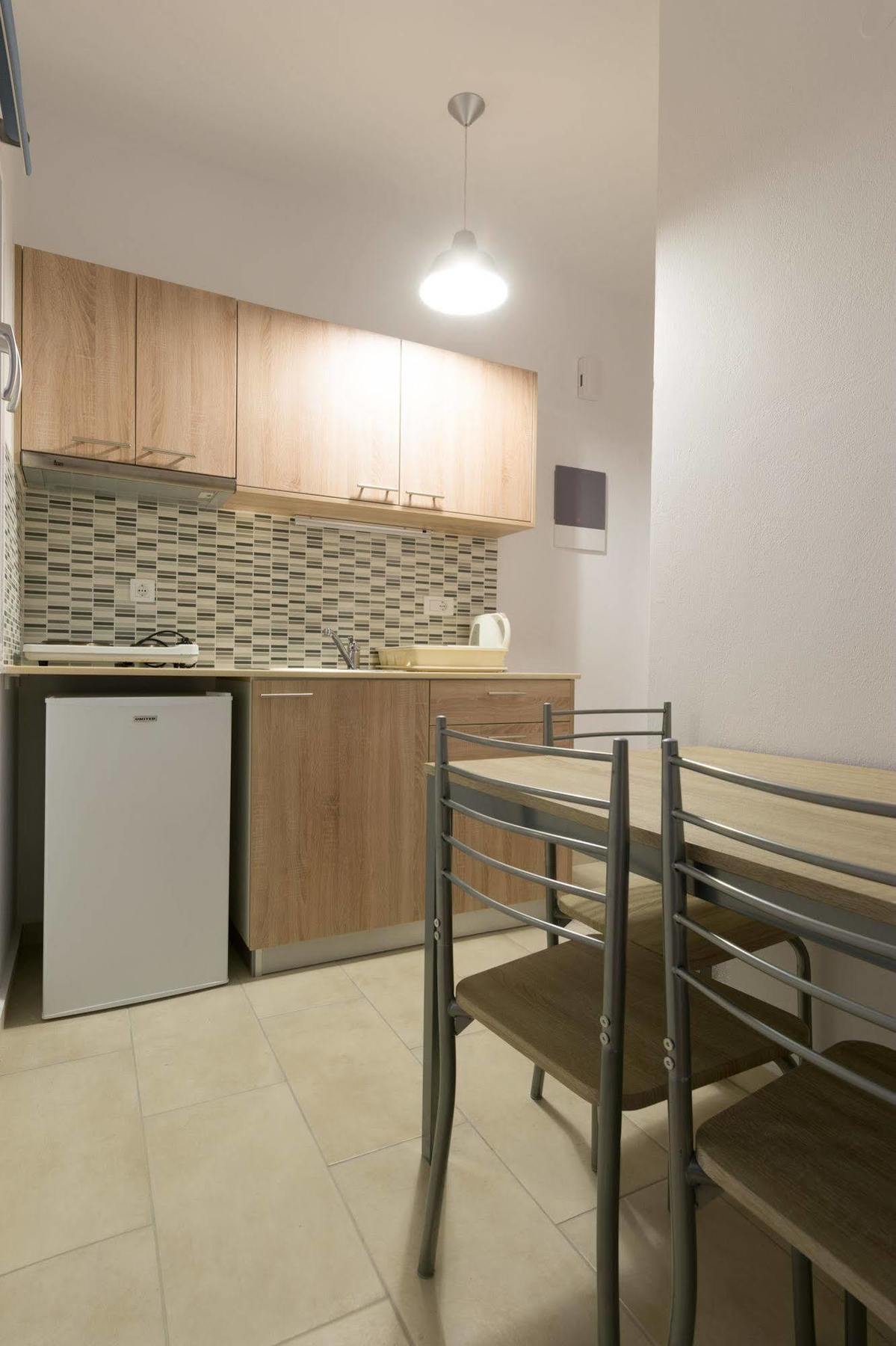 Socrates Apartmens & Restaurant Mílatos Ngoại thất bức ảnh