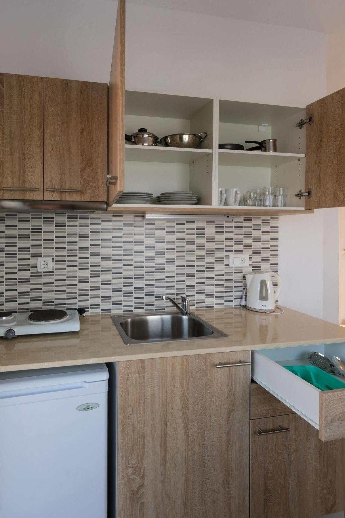 Socrates Apartmens & Restaurant Mílatos Ngoại thất bức ảnh