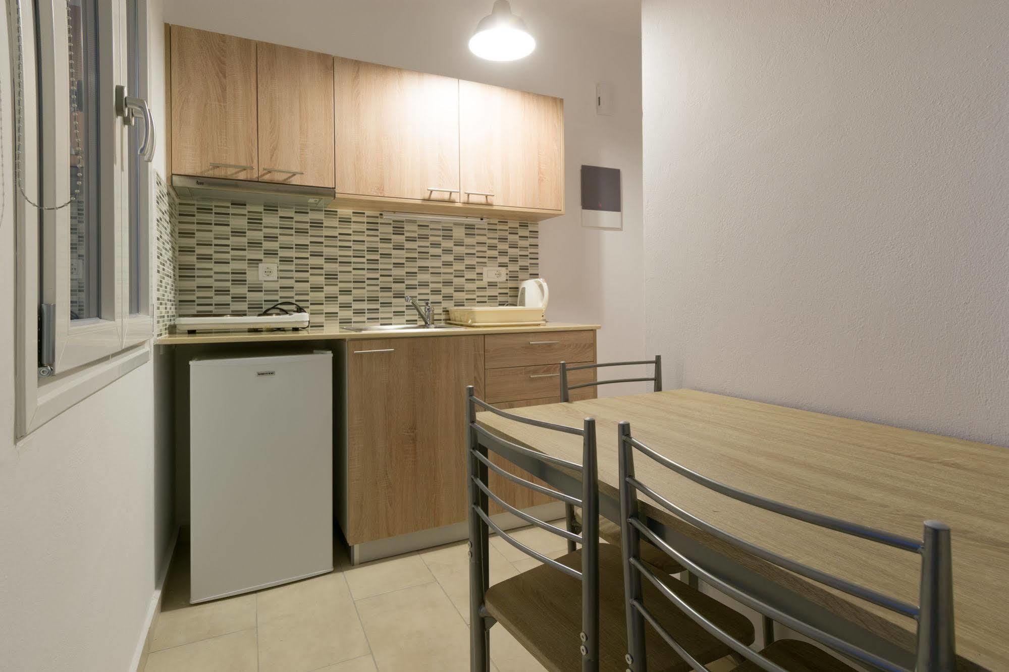 Socrates Apartmens & Restaurant Mílatos Ngoại thất bức ảnh