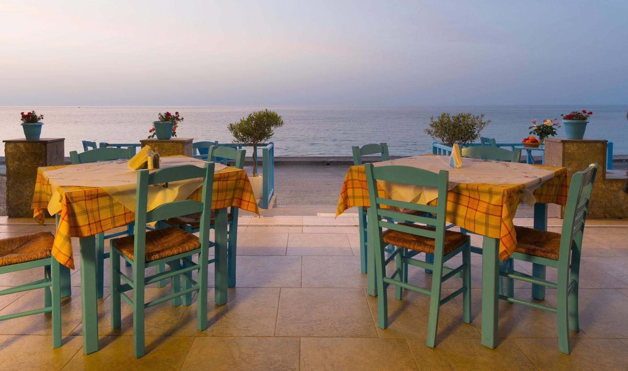 Socrates Apartmens & Restaurant Mílatos Ngoại thất bức ảnh